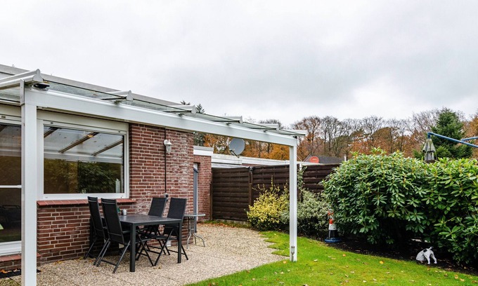 Berumbur House | Bungalow 'Perle von Berumbur' with Private Terrace, Private Garden and Wi-Fi