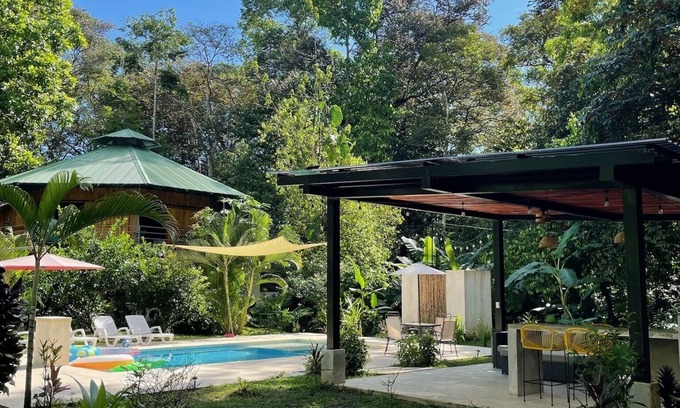 Palma House | Bungalow style house, 5 min from the beach and close to Corcovado National Park.
