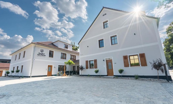 Hoyerswerda Apartment | Burghof Apartments Hoyerswerda