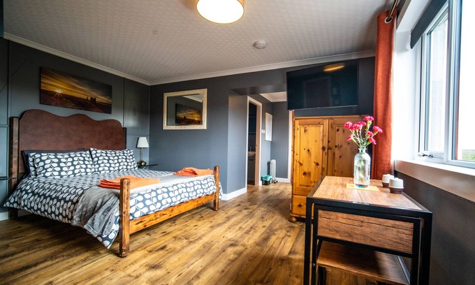 Gills Bed & Breakfast | Burnside Cottage
