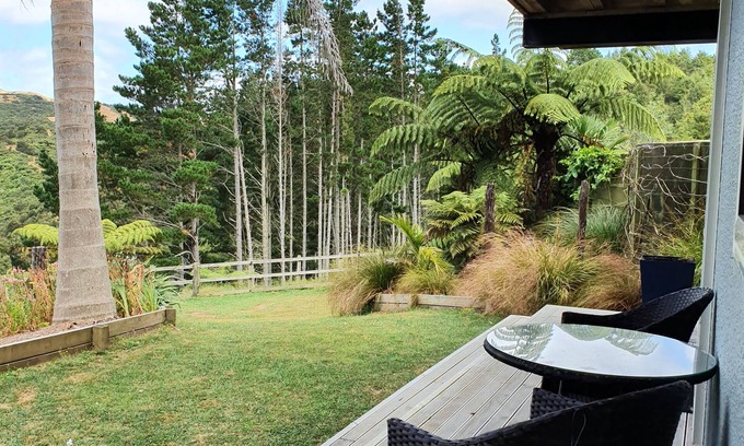 Waitetuna Apartment | Bush View Hideaway - 20 mins to Raglan and Hamilton