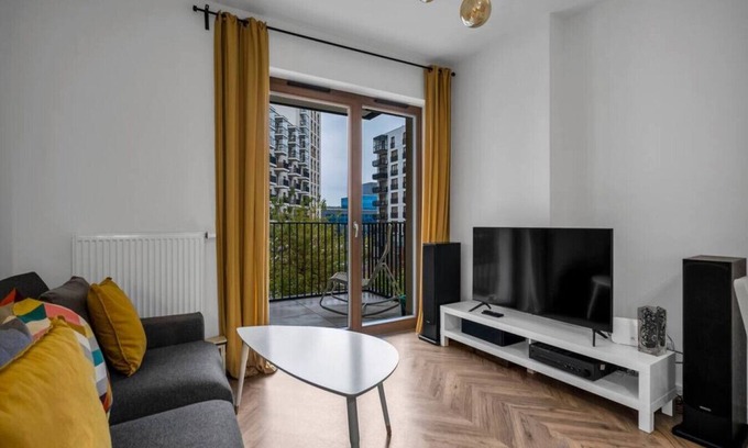 Mokotow Apartment | Business District Apartment - Parking, Balcony by Rentujemy