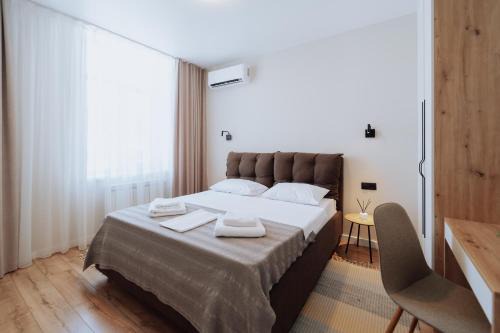 Chisinau Apartment | Business-Ready NEW 1BR - Main Street Living