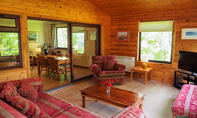 Crianlarich Ski Chalet | Buzzard - a beautiful 4 star holiday chalet surrounded by a true Highland landscape that can sleep