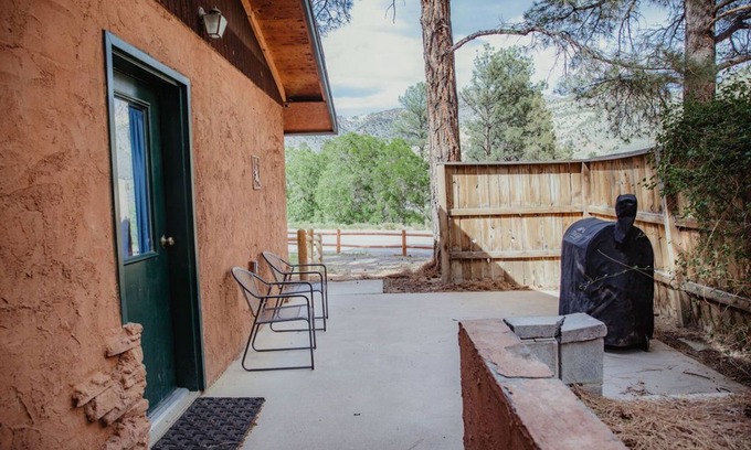 Sevier Cabin | C-109) Thunderbird Cabin