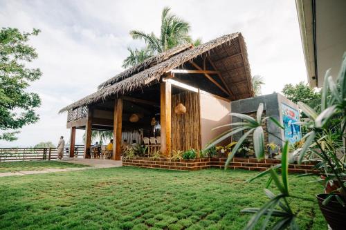 Cantilan House | C-View Beach Resort