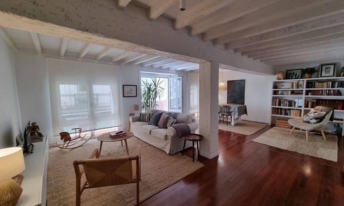 Santander City Centre Apartment | C01A02 - La Casa del Pintor