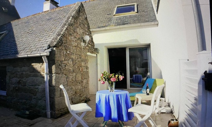 Penmarch House | Ca 50m vom Meer und vom Leuchtturm Eckmühl in Penmarc'h. Typisch Bretonisch