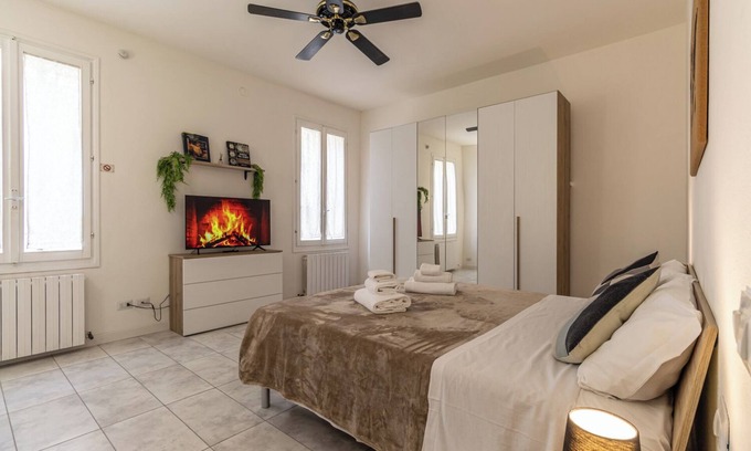 Mirandola Apartment | [Cà PICO WITH WIFI]★-a few steps from the center