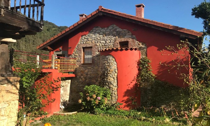 Alava House | Ca Rifo, casa rural en Asturias, puerta de Somiedo a orillas del río Narcea