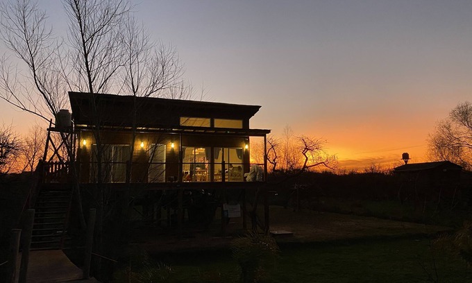 Partido de Tigre Cabin | Cabaña con Vista al Río. Playa y Muelle Privados