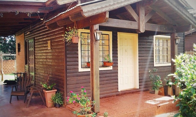 Zona Granja Cabin | Cabaña Familiar con pileta, cerca de varios atractivos turísticos!