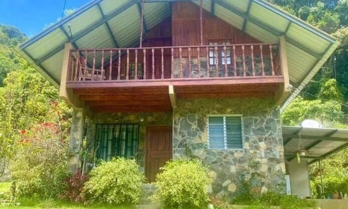 Cerro Punta House | Cabaña familiar Rodeada de Montañas