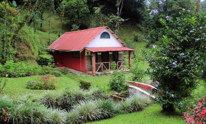 El Valle de Anton House | Cabaña Sueño Esmeralda frente Chorro el Macho
