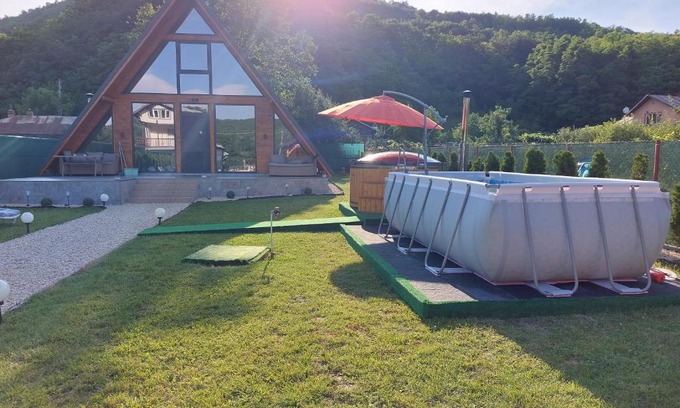 Varbilau Ski Chalet | Cabana A-frame Nis