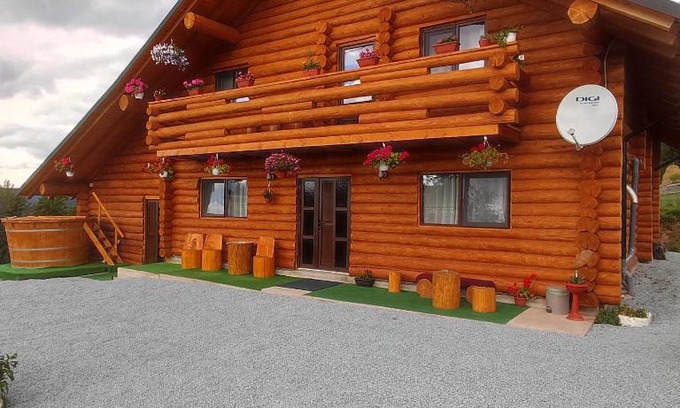 Garda de Sus Cabin | Cabana Colț De Munte