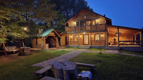 Traisteni House | Cabana Liliana Valea Doftanei