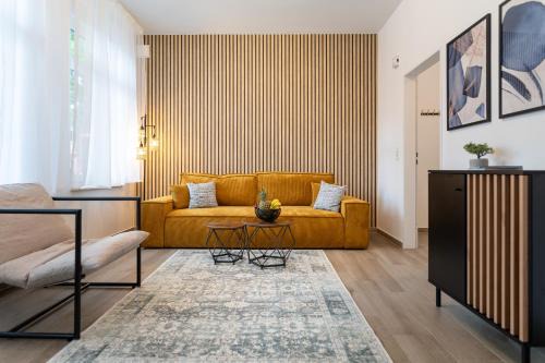 Kreyenbruck Apartment | CABANA - Maisonette Apartments - Parkplatz - WiFi kostenlos - Nähe Klinikum