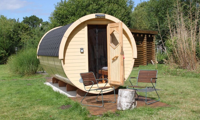 Oldenburg in Holstein Cabin | Cabana-Standard-Shared Bathroom-Garden view-Schlaffass 4