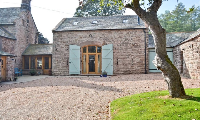 Greystoke Cottage | Cabin ∙ 1 bedroom ∙ 2 guests
