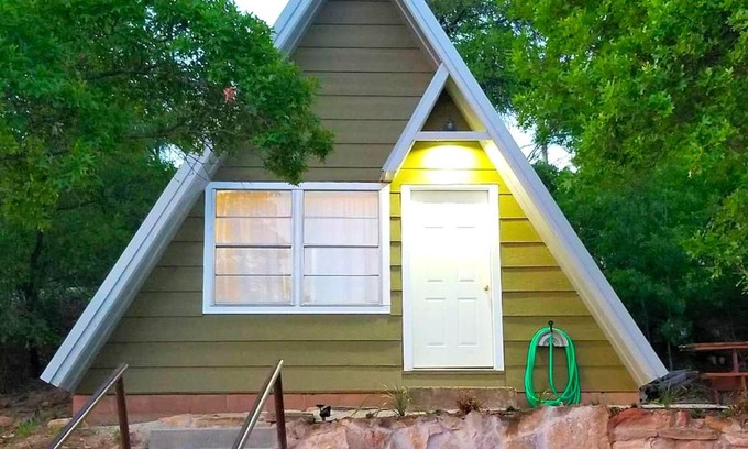 Cisco Cabin | Cabin ∙ 1 bedroom ∙ 6 guests