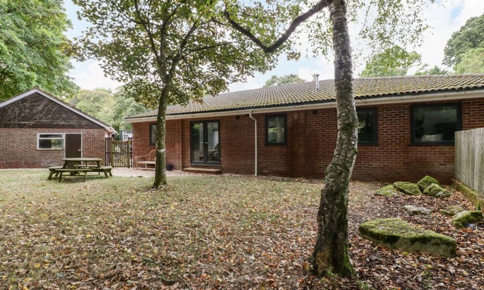 Wimborne Cottage | Cabin ∙ 2 bedrooms ∙ 6 guests