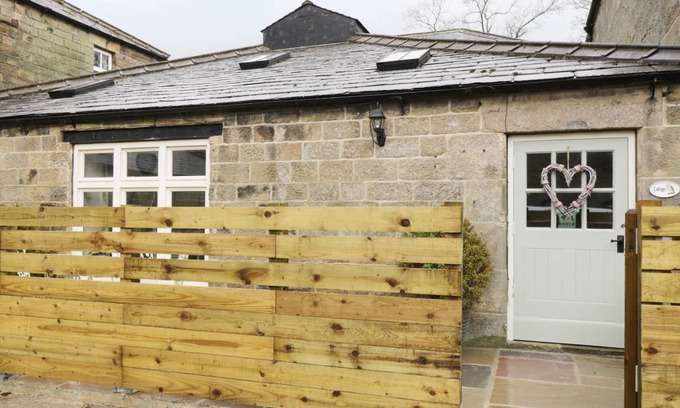 Lofthouse Cottage | Cabin ∙ 2 bedrooms ∙ 4 guests