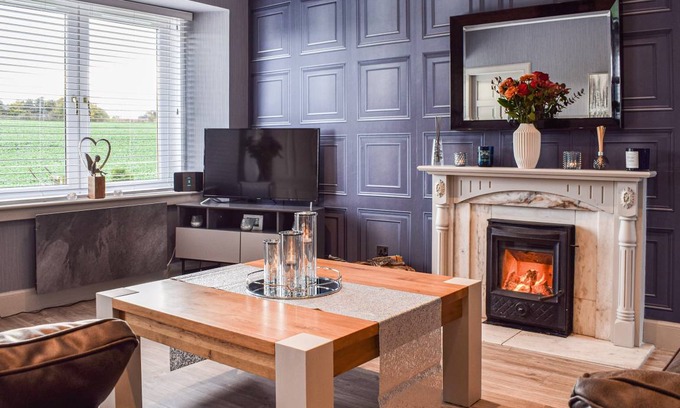 Kirkcaldy Cottage | Cabin ∙ 2 bedrooms ∙ 4 guests