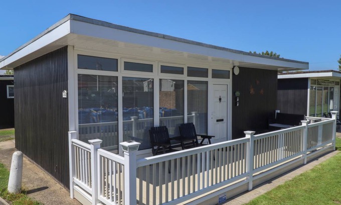Chapel Saint Leonards Cottage | Cabin ∙ 2 bedrooms ∙ 4 guests