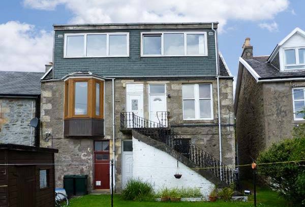 Tighnabruaich Cottage | Cabin ∙ 3 bedrooms ∙ 5 guests