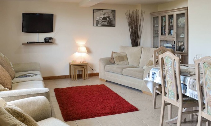 Flamborough Cottage | Cabin ∙ 3 bedrooms ∙ 6 guests