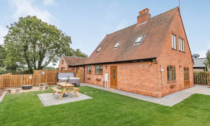 Derbyshire Cottage | Cabin ∙ 4 bedrooms ∙ 7 guests