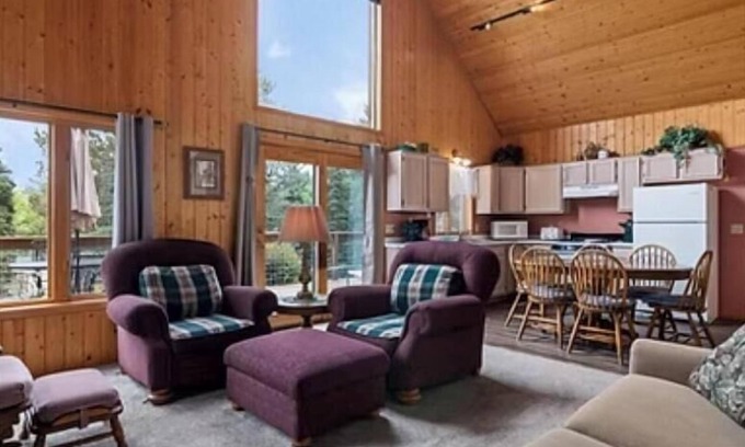 Pine River Apartment | Cabin 9 in Pine River