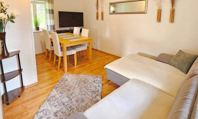Eibiswald Cabin | Cabin 'Beim Michl' with Mountain View, Private Terrace and Wi-Fi