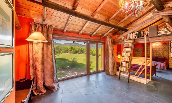 Casaleggio Boiro Cabin | Cabin 'Casa Di Caccia' with Mountain View, Wi-Fi and Air Conditioning