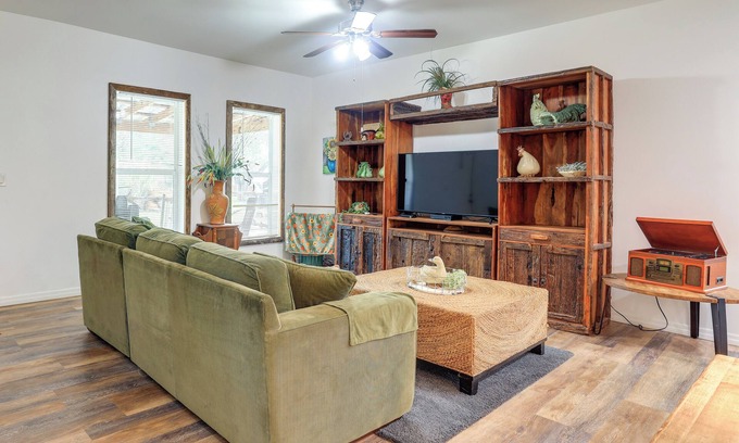 Palm City Cabin | Cabin on 50-Acre Ranch in Palm City!