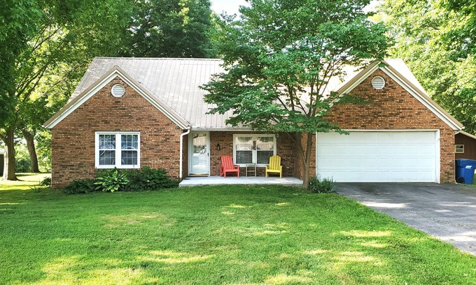 Stockton House | Caddyshack - Located on Stockton Golf Course