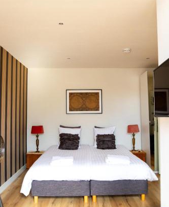 Strijp Bed & Breakfast | cafe 't Vonderke