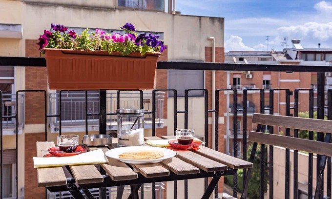 Is Mirrionis Apartment | Cagliari - Malachi's Modern Apartment!