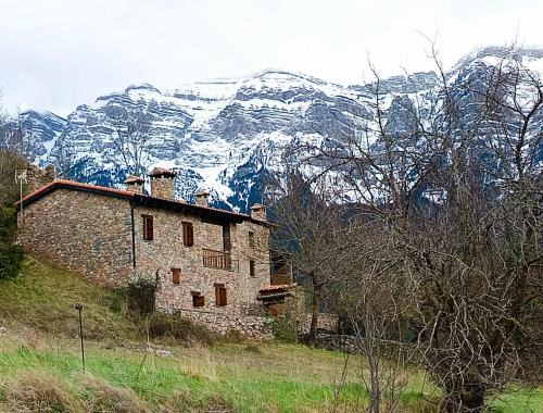 Cava Cabin | Cal Sansa