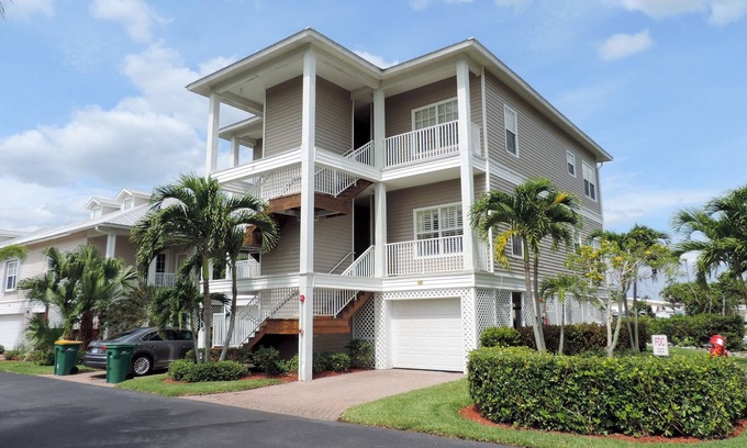 Goodland Condo | Calusa Island Village/Marina/Dock/Fishing/Marco Island/Goodland