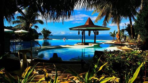 Marabut Hotel | Caluwayan Palm Island Resort & Restaurant