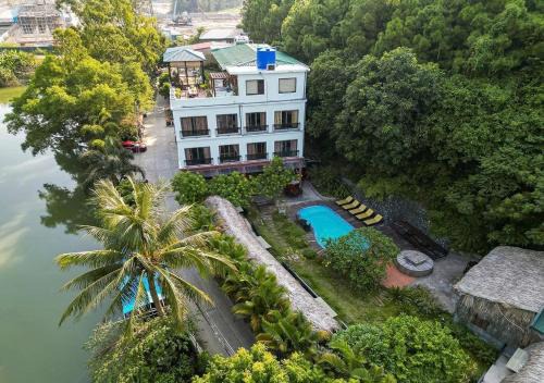 Cat Hai Apartment | Camellia Garden Homestay - Rooftop