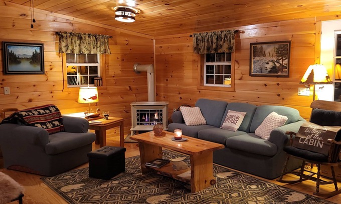 Bristol Hills Cabin | Camp Navarac, a cozy waterfront ski retreat just 6 miles from Bristol Mountain.