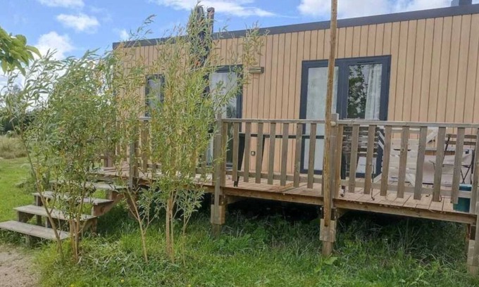 Mont-pres-Chambord House | Camping 3 étoiles - Piscine - ccbagfe