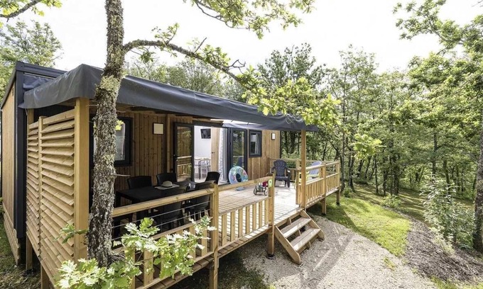 Loupiac House | Camping 4 étoiles - Piscine - eeihec