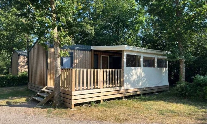 Aubigny-les-Clouzeaux House | Camping 4 étoiles - Piscine - eehhih