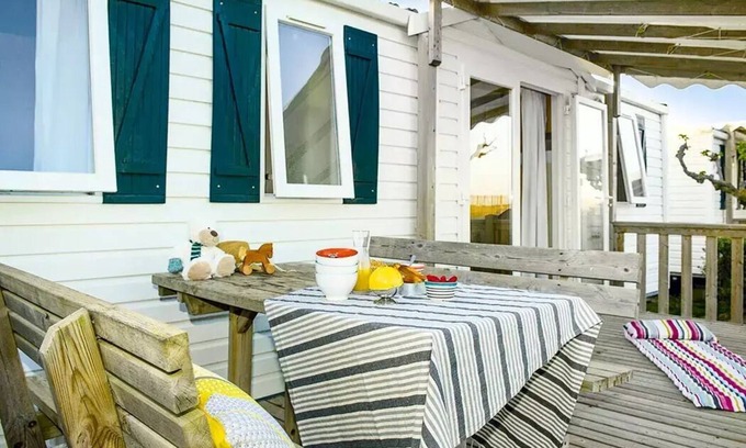 Saint-Nazaire House | Campsite Les Fontaines* - Mobile home Classic XL 3 rooms 4 people air-conditioned