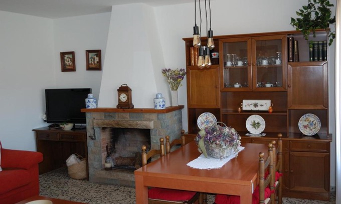 Arnes House | CAN ALBESA