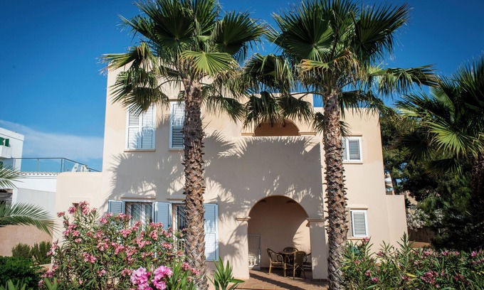 Ibiza Town Apartment | Can Ban, Vibe on the seafront!